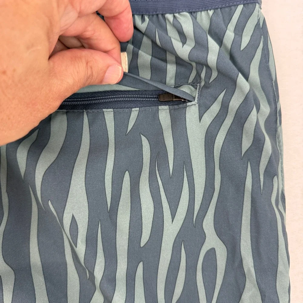 Fair Harbor Mens Board Shorts Size L Green Grey Zebra Print Recycled Stretch